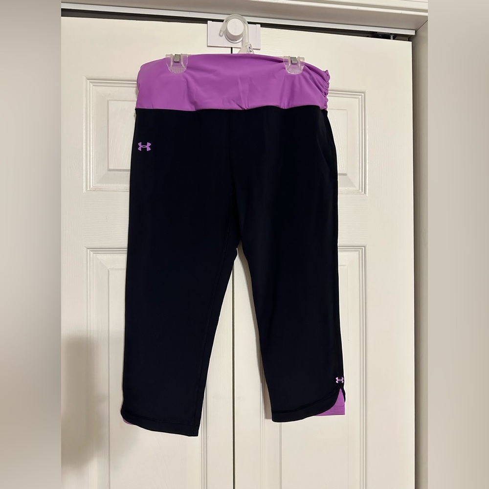 Under Armour capri workout pants